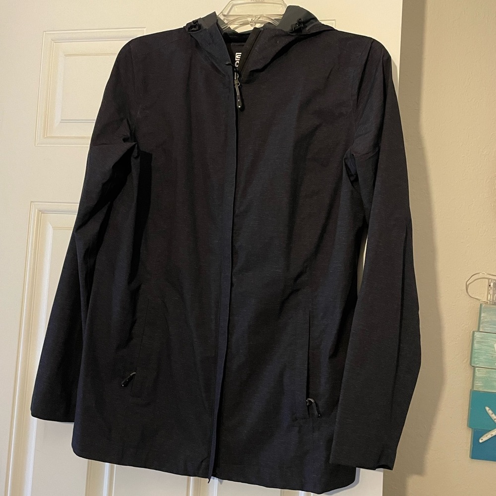 Light weight jacket